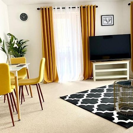 Smartrips Apartments - Lakeside/Thurrock West Thurrock Ngoại thất bức ảnh