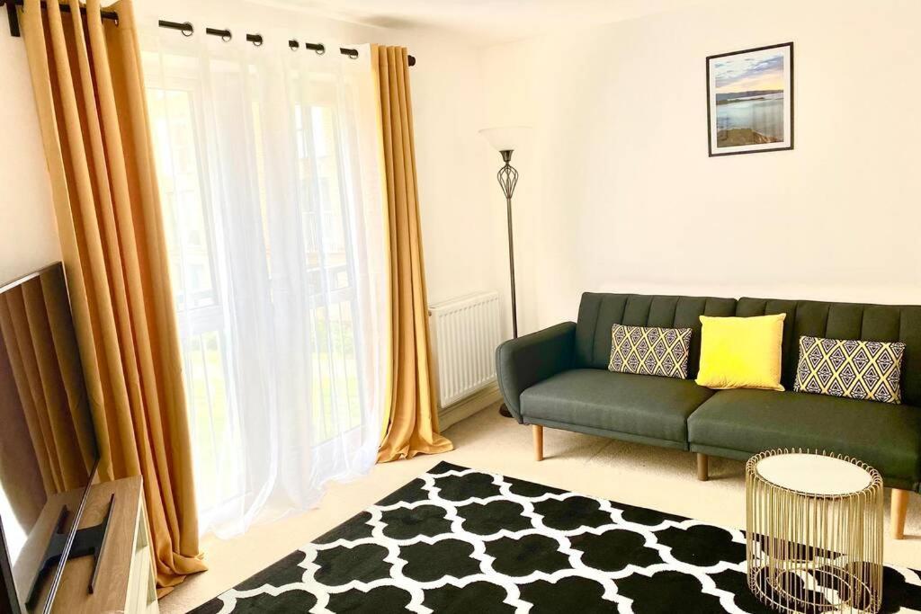 Smartrips Apartments - Lakeside/Thurrock West Thurrock Ngoại thất bức ảnh