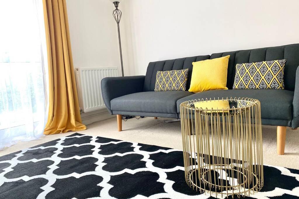 Smartrips Apartments - Lakeside/Thurrock West Thurrock Ngoại thất bức ảnh